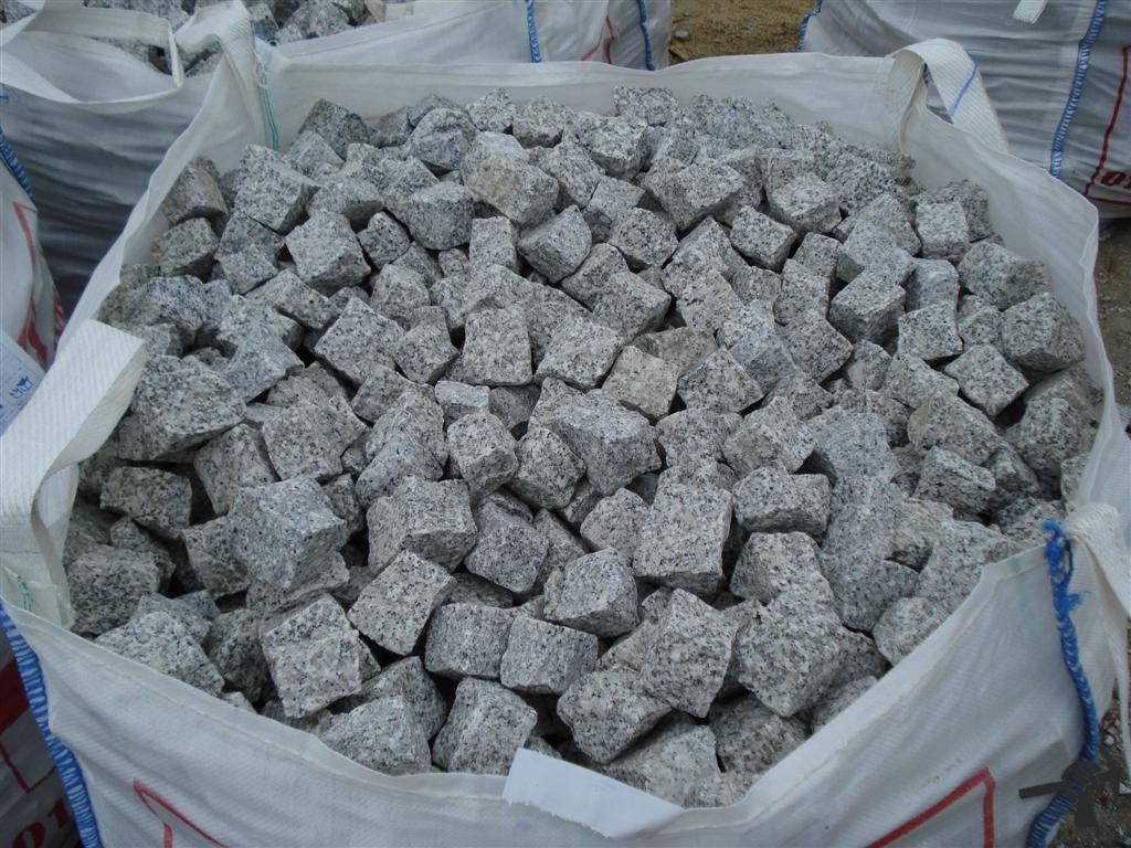 Kostka granitowa